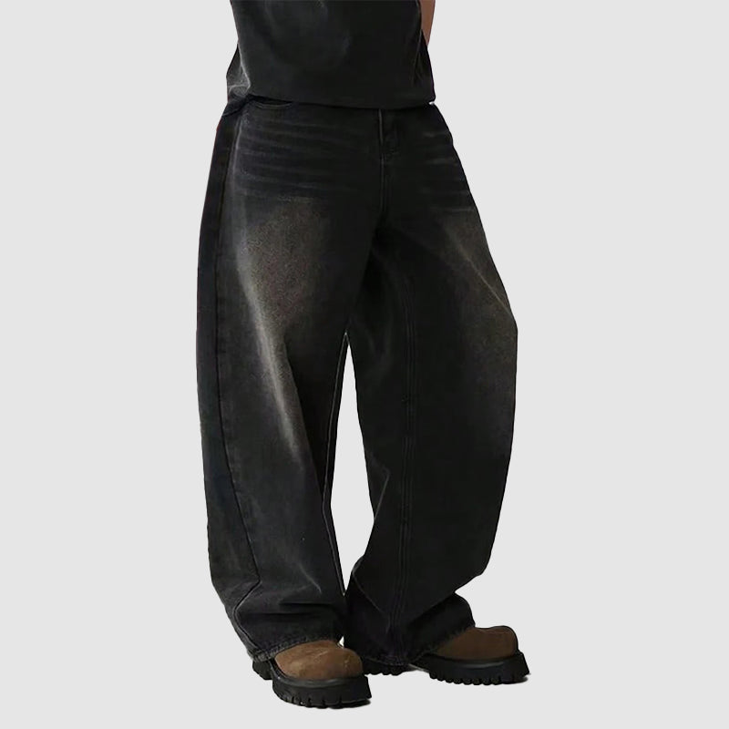 Bekväma svarta herrjeans, baggy passform med vida ben, mångsidiga för vardag & streetwear.