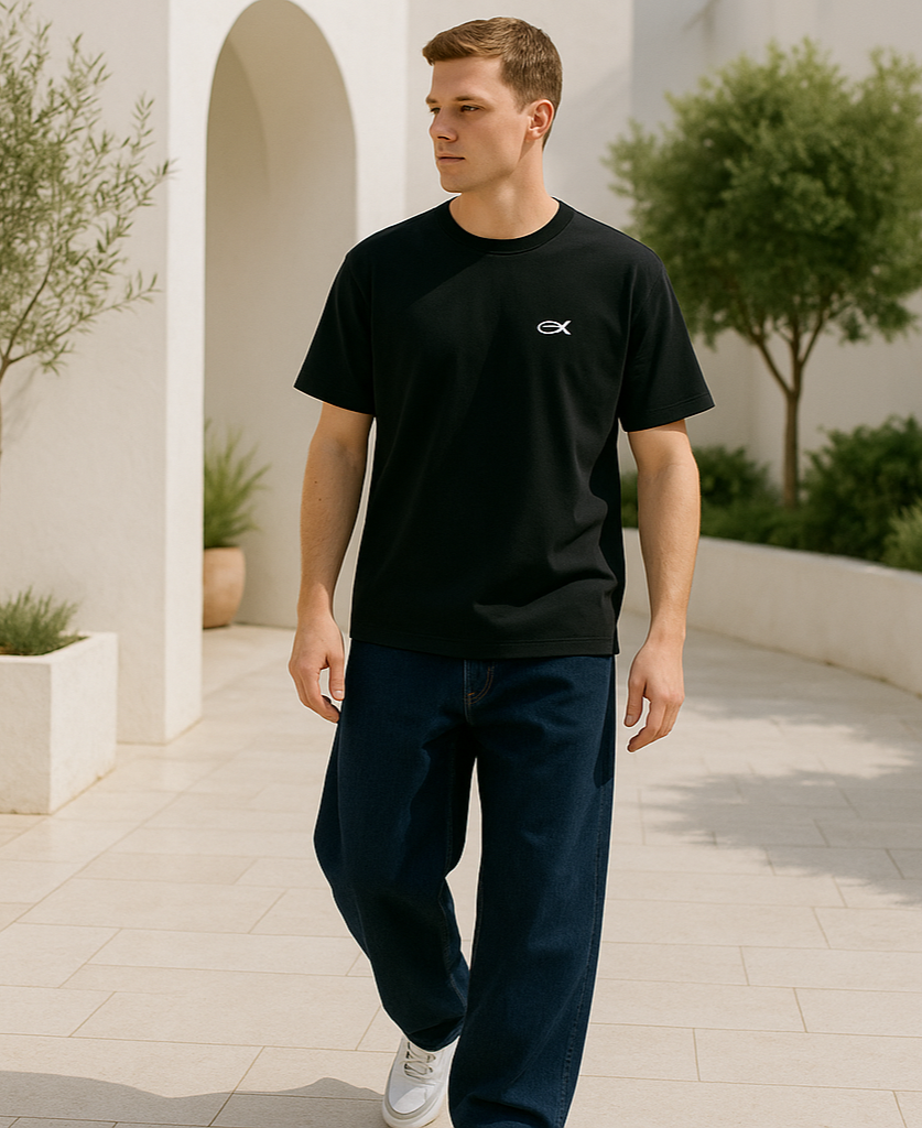 Blå herrjeans med vida ben och baggy passform, framifrån visad för en stilren och bekväm look.