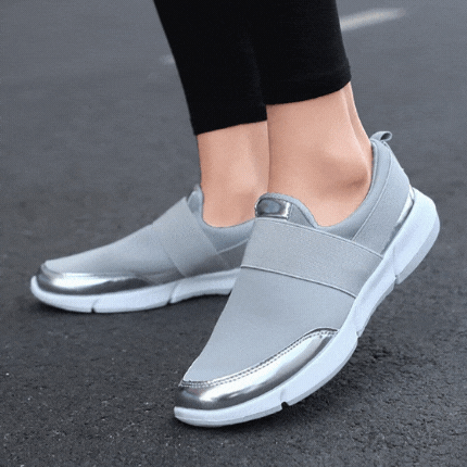 Gråa vardagsskor för dam, slip-on. Andningsbara, dämpade och bekväma för dagligt bruk.