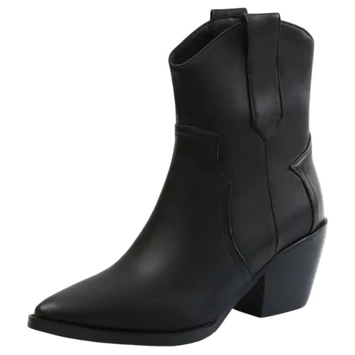 Svarta kvinnors korta cowboystövlar i modern westernstil. Trendiga damstövlar med klack, perfekta för höst/vår.
