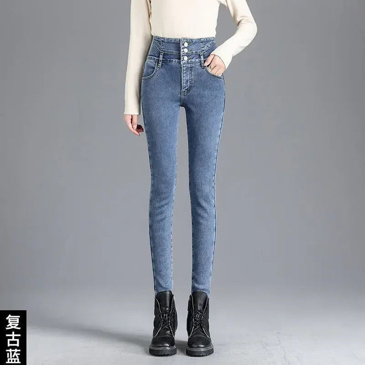 Värmande damjeans: termiska, skinny passform & hög midja. Perfekta vardagsjeans för vinterkyla.