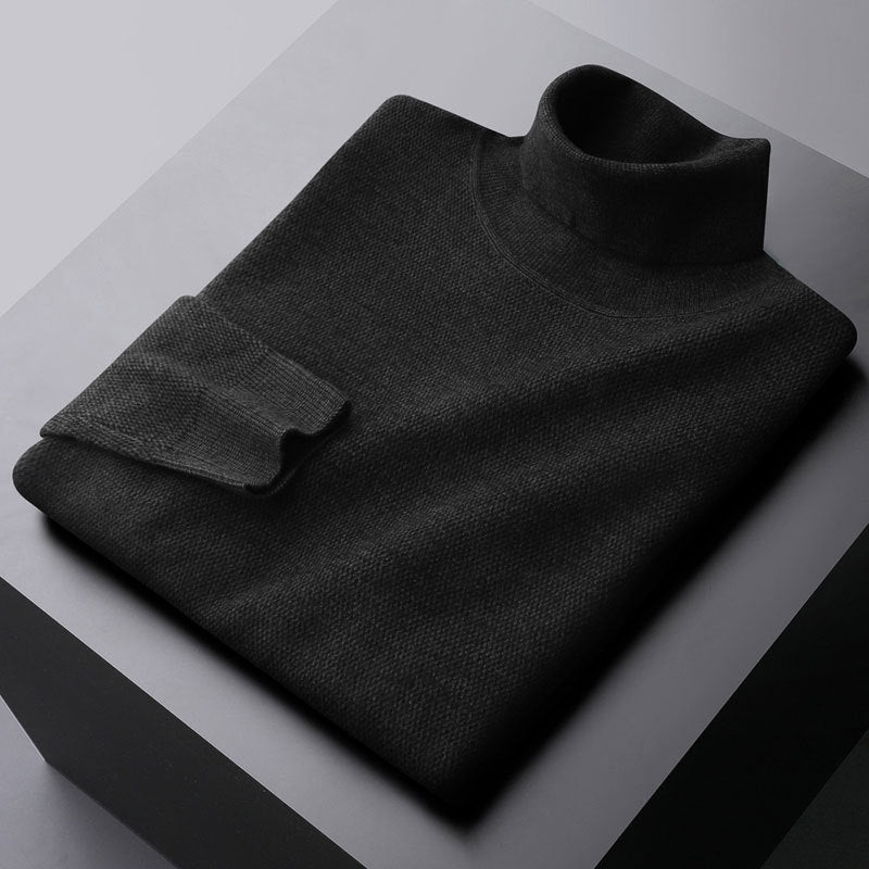 Stickad herrpolotröja, idealisk som varm höst- och vintertröja för elegant herrmode.