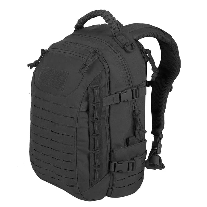 Slitstark TrailForce friluftsryggsäck, vattentålig unisex design perfekt för taktiska uppdrag & outdoor.