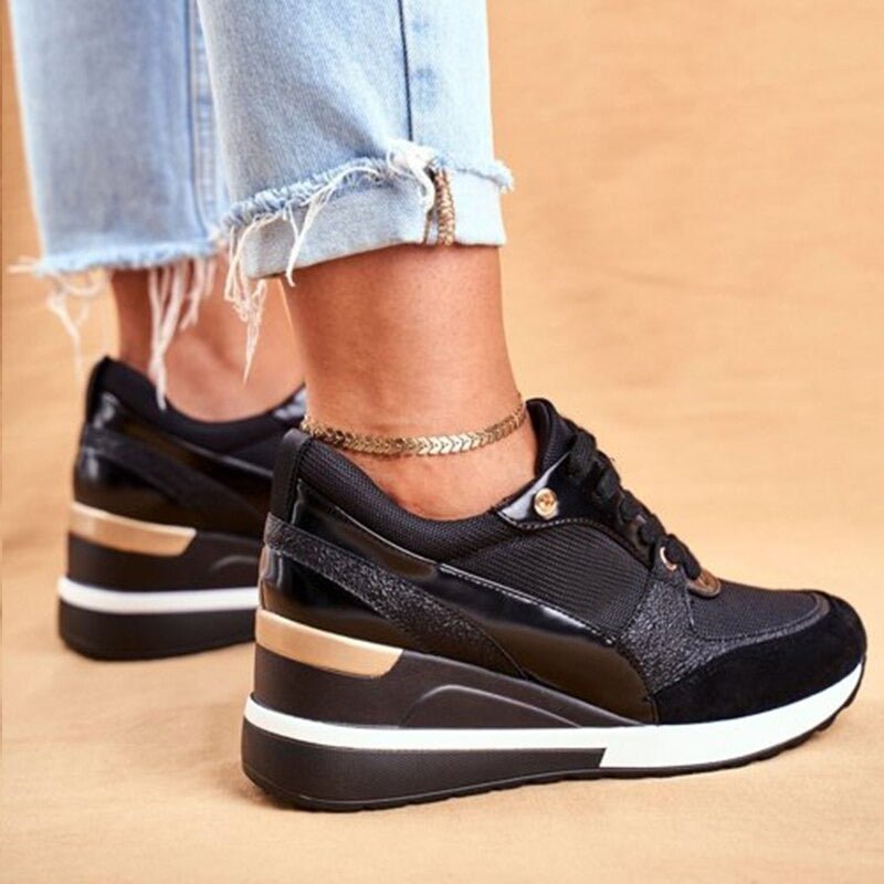 Närbild på mode sneakers för kvinnor. Trendiga vardagsskor med halkfritt grepp för bekväm stil.