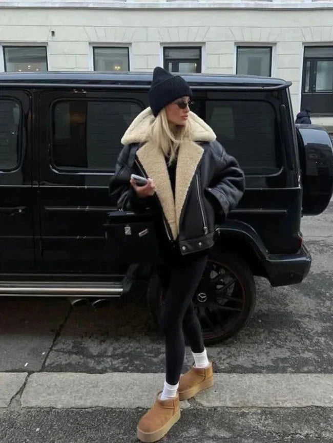 Kvinnors plattformsskor, robusta och trendiga. Dessa damskor är perfekta för stilmedveten höstmode.
