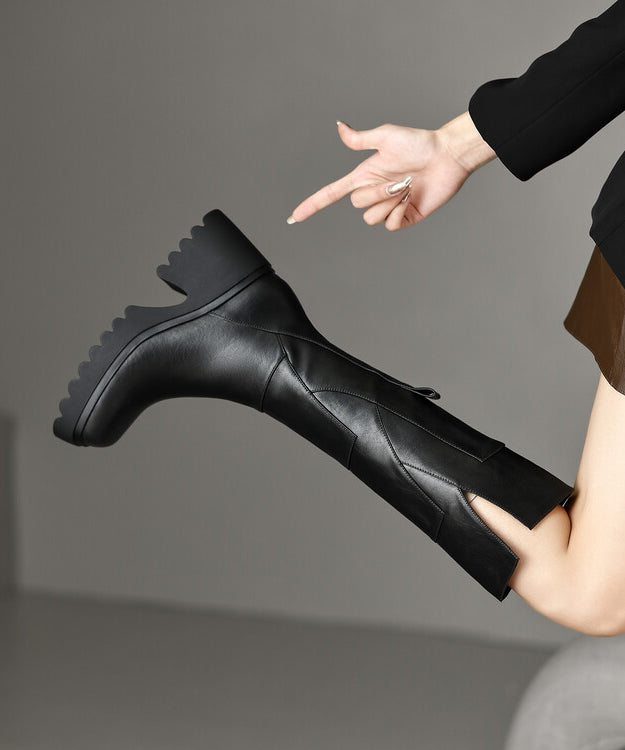 Bekväma svarta chunky boots för kvinnor. Modern stil med dragkedja, idealiska för vardag & mode under höst/vinter.