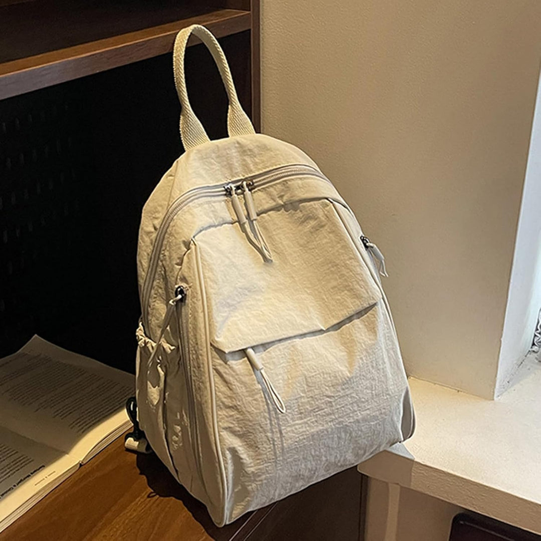 Unisex Arvion nylonryggsäck, vattentät, flexibel och lätt för både skola och fritid.
