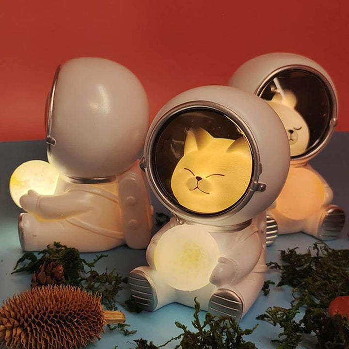 Högkvalitativ harts astronaut djur-nattlampa, LED, hållbar och charmig sovrumsbelysning.