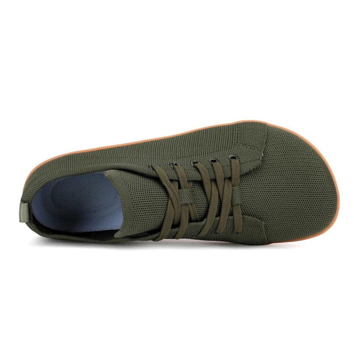 Minimalistiska unisex barfotaskor med bred tåbox för en naturlig känsla vid löpning och träning.