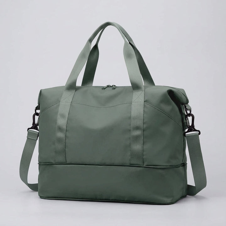 Slitstark polyester resväska, vattentät och expanderbar. Smart handbagage för unisex bruk, lätt att packa.