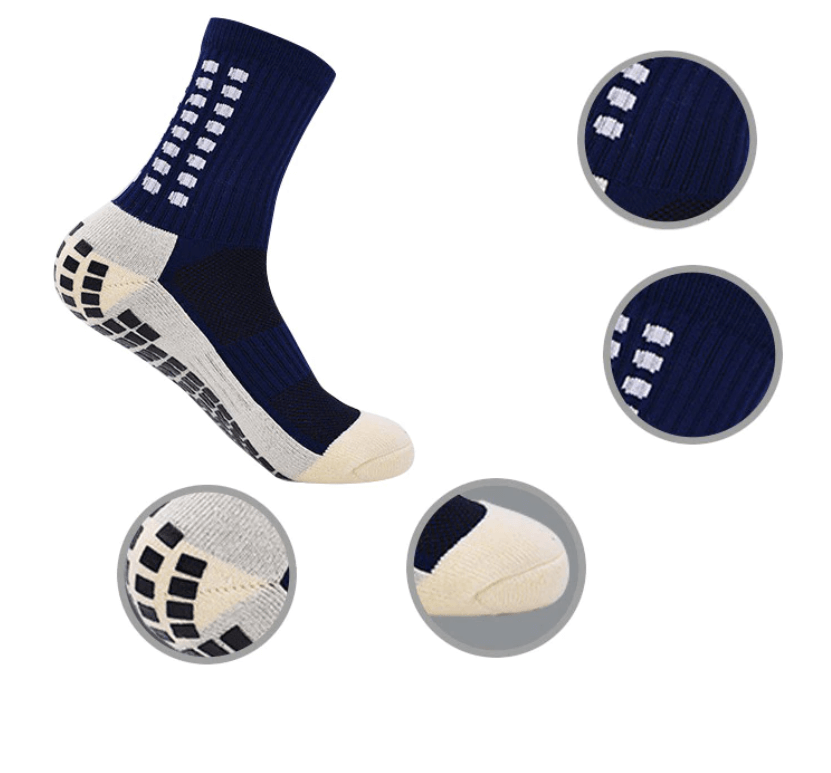 Vita unisex fotbollsstrumpor med halkfri sula, säkerställer stabil prestation på planen.