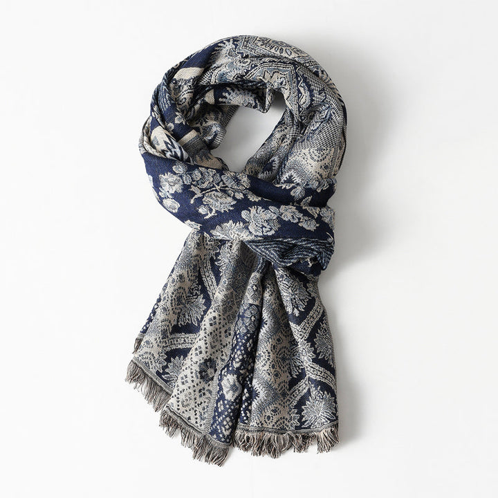 Unisex halsduk med elegant blått och brunt jacquardmönster, en stilren vinteraccessoar för både män och kvinnor.