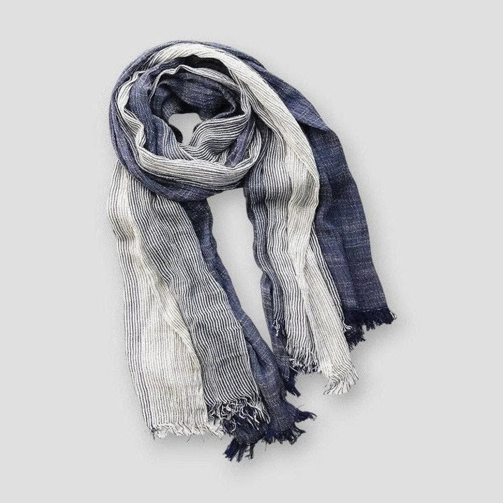Mångsidig unisex mönstrad halsduk som passar höst och vinter. En trendig accessoar i bomullsblandning.