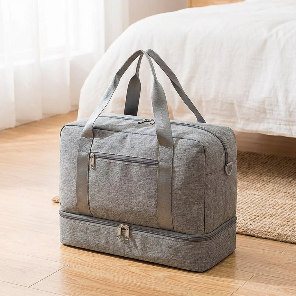 Unisex resväska med inbyggt skofack för organiserad packning. Perfekt kabinbagage för weekendresan.