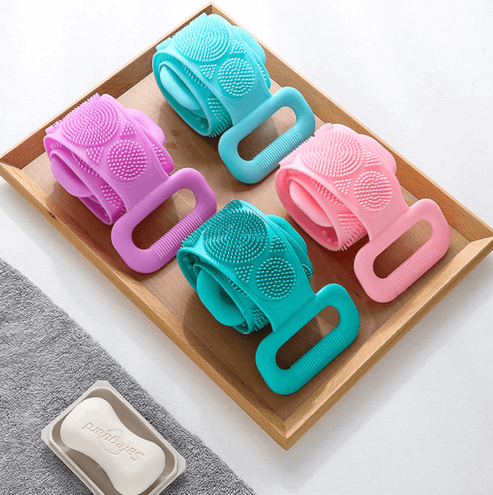 Unisex silikon ryggskrubb, hoprullad för enkel förvaring, smidigt badtillbehör för resan.