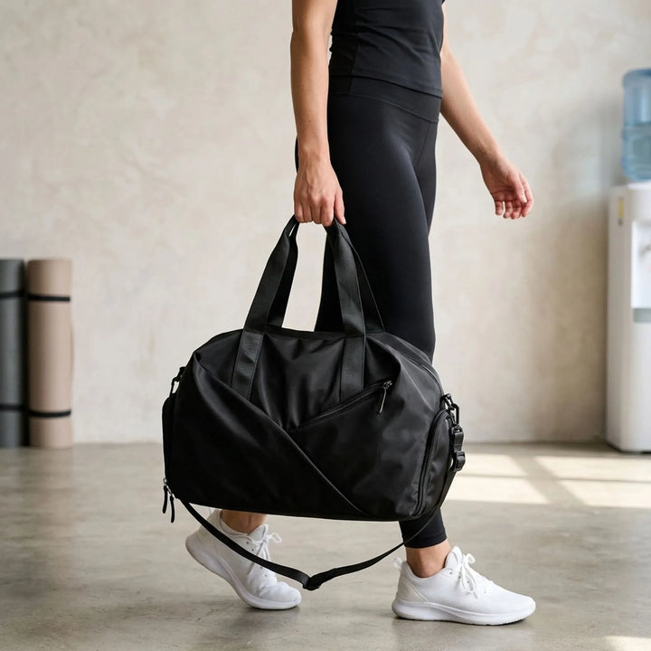 Unisex sportväska med skofack, perfekt för gym, weekendresor & pendling.