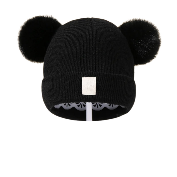 Unisex babymössa i stickad ull, vit enfärgad, mysig och bekväm för vinterbruk.