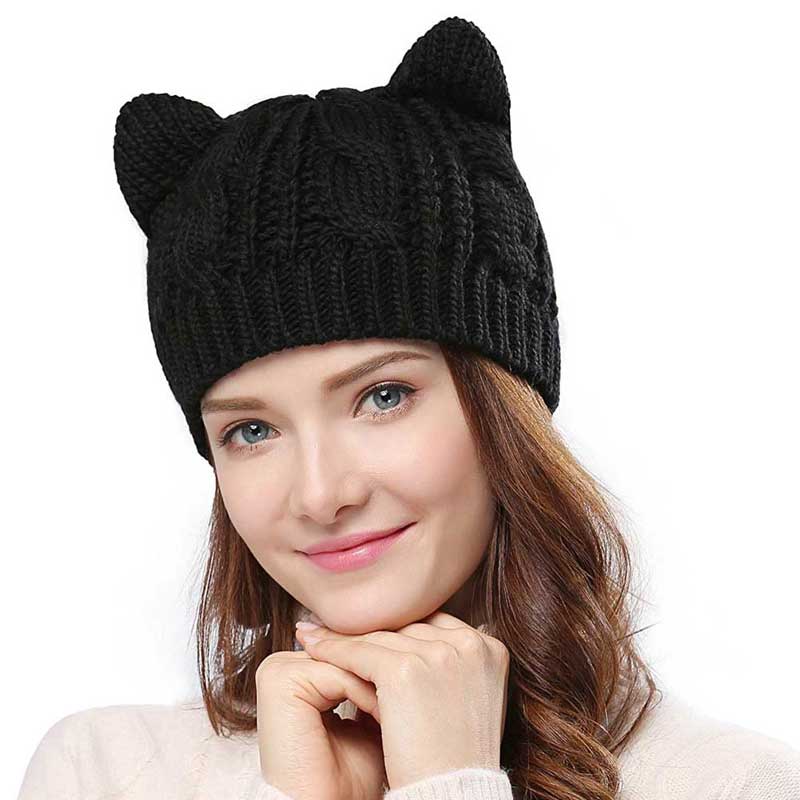 Unisex stickad mössa med söta kattöron, perfekt för vintervärme och stil.