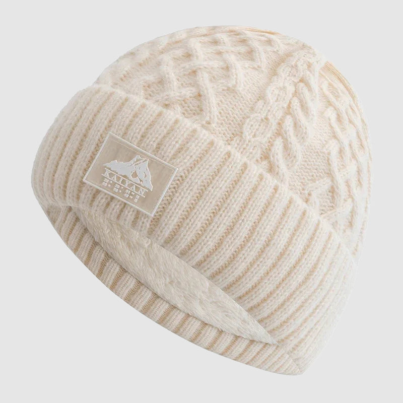 Mjuk stickad unisex vintermössa med vikbar mudd. Håller huvudet varmt under kalla höst- och vinterdagar.