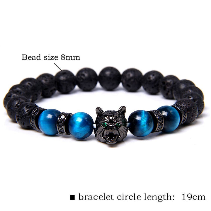 Unisex tigeröga armband med detaljerat vargansikte. Naturstenspärlor som symboliserar styrka och skydd.