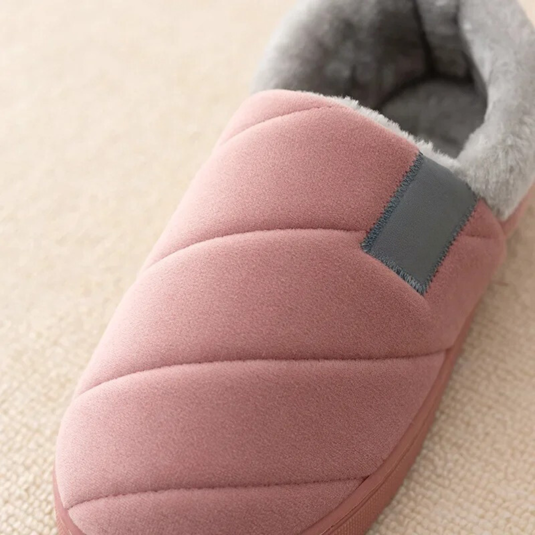 Unisex damtofflor i pälsstil med halkskydd, designade för bekvämlighet och värme hemma