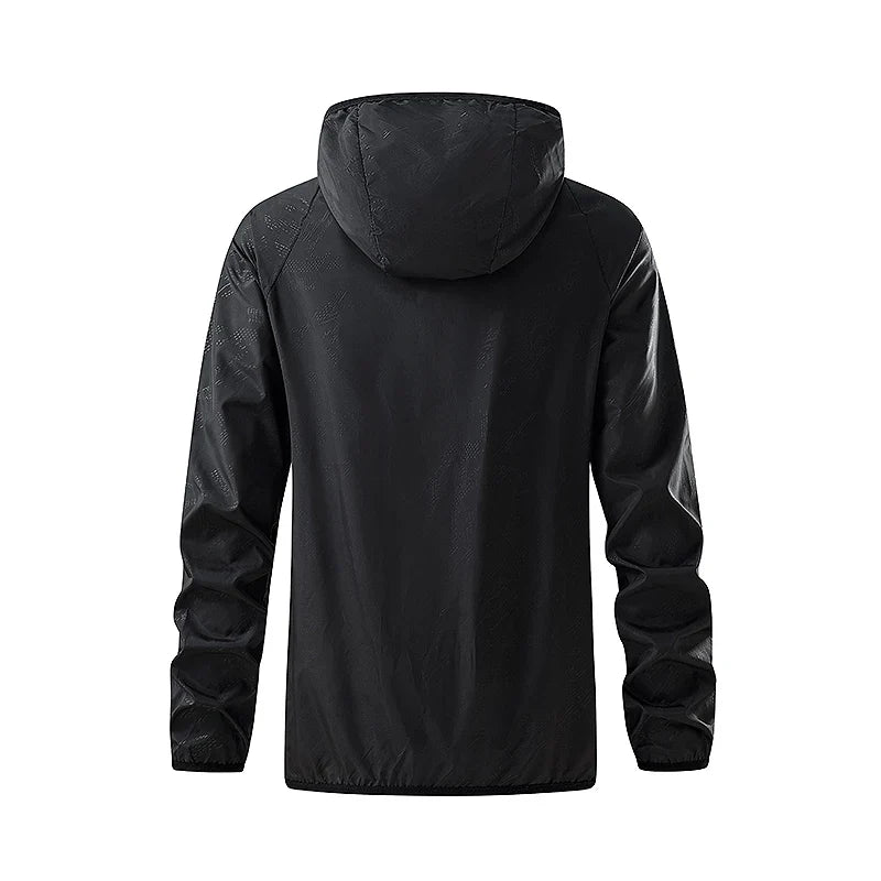 Lätt & packbar unisex vandringsjacka. Vattentät, vindtät & solskyddande för friluftsliv.