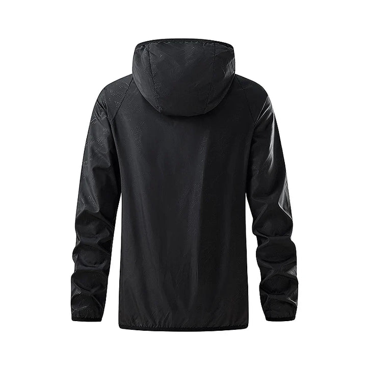 Lätt & packbar unisex vandringsjacka. Vattentät, vindtät & solskyddande för friluftsliv.