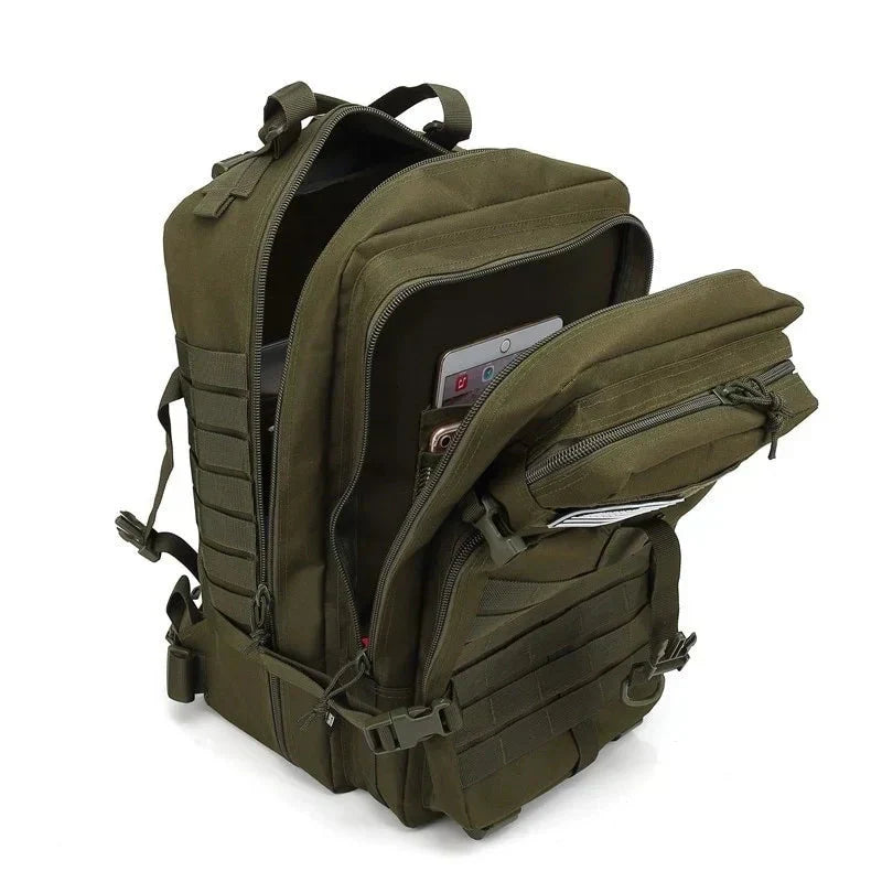 AdventurePack 50L taktisk ryggsäck, vattentålig för vandring, camping, vardagsbruk & resor.