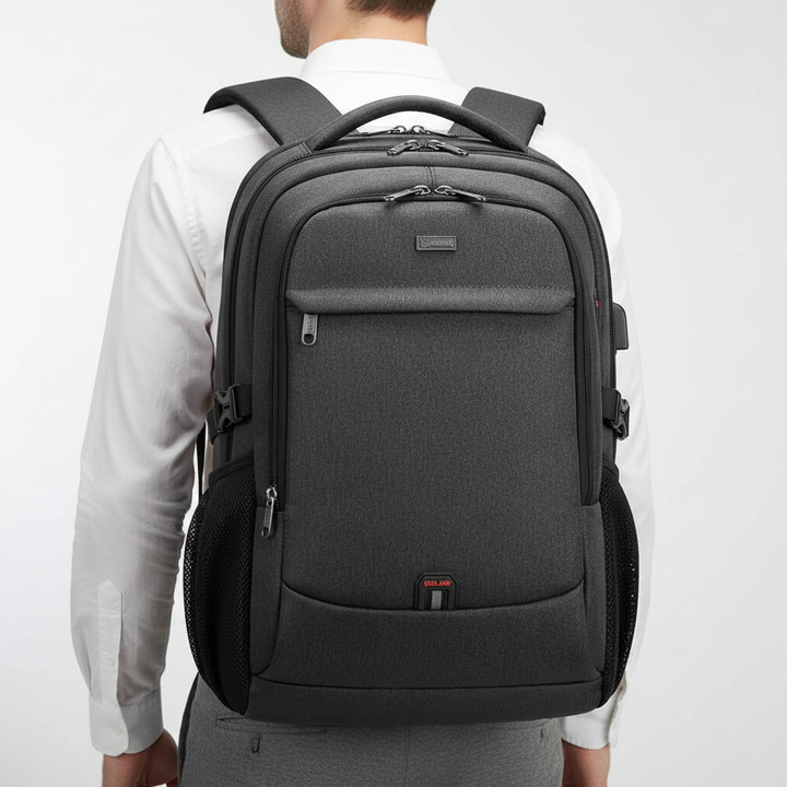 Ergonomisk vattentät ryggsäck, idealisk för daglig pendling med laptop. Upp till 15.6 tum.