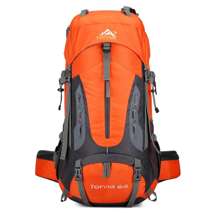 Ergonomisk 45L vandringsryggsäck, vattentät och bekväm för långa dagsturer i naturen.