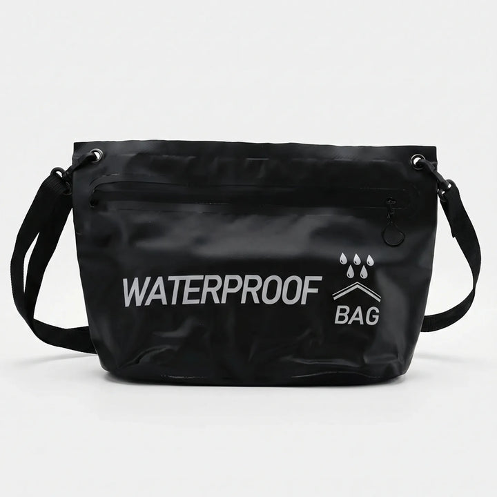 Slitstark vattentät torrväska, unisex crossbody för skydd under resor, stranden och fritidsaktiviteter.