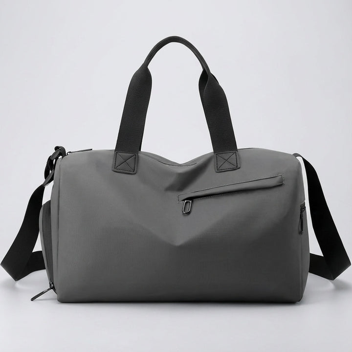 Vattentät unisex weekendväska. Perfekt som sportväska, gymväska eller stilfull duffel för resan.
