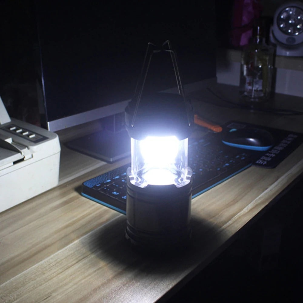 Kompakt och portabel LED-lampa för vandring och äventyr; en pålitlig utomhusbelysning.
