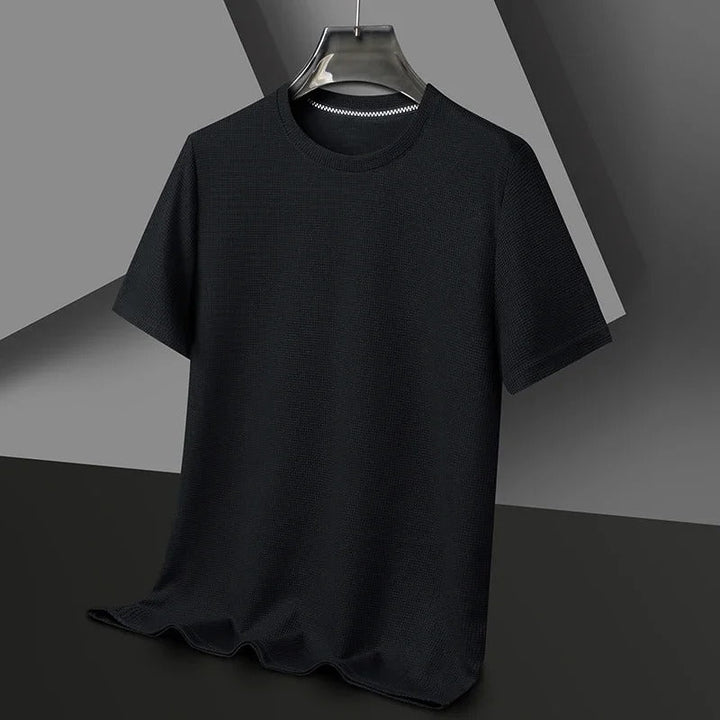 Sommar t-shirt för herr. Mjuk våfflad kvalitet, kortärmad, rund hals. Idealisk för varma dagar.