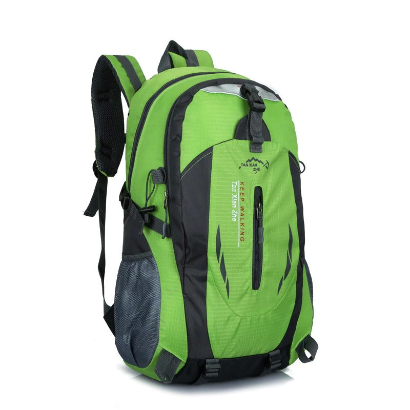 Stilren och praktisk 50L vandringsryggsäck "Sean". Mångsidig design för friluftsliv, äventyr och resor.