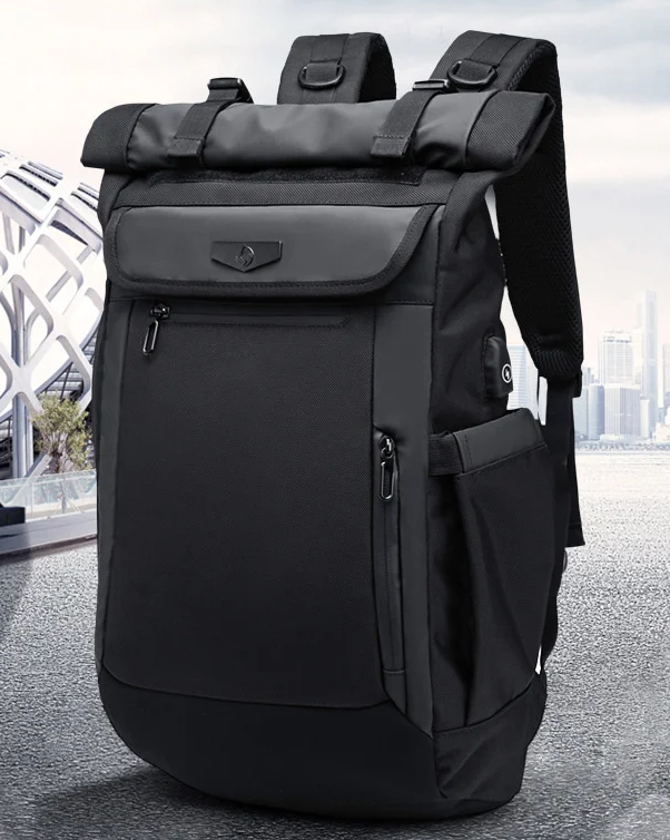 Herrarnas vattenavvisande ryggsäck 50l. Slittålig laptopryggsäck för äventyr, outdoor & vardag.