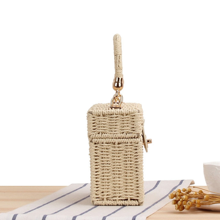 Bohemisk handväska i halm, mångsidig sommaraccessoar. Vintage damväska med karaktär.