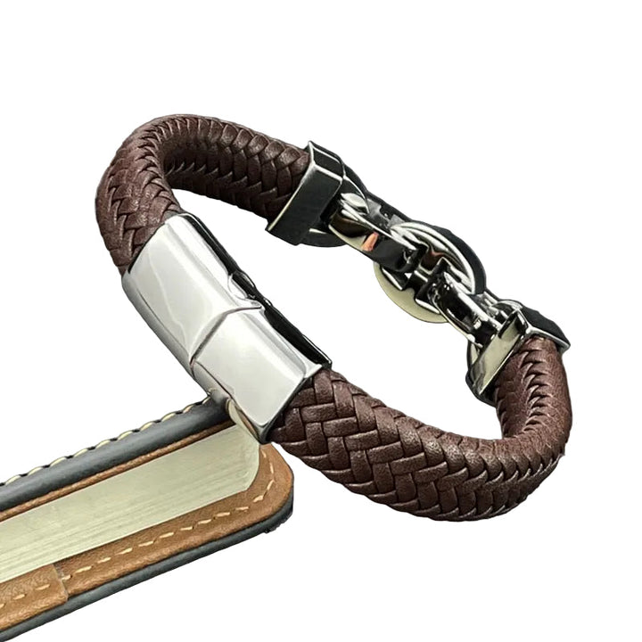 Vintage herrarmband i klassisk design för tidlös stil. Perfekt accessoar som herrsmycke.