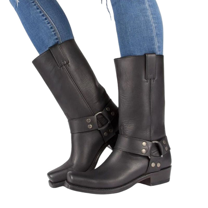 Vintage westernstil dam cowboystövlar för tidlös elegans. Perfekta för höst- och vintermode, bekväma och stilrena.