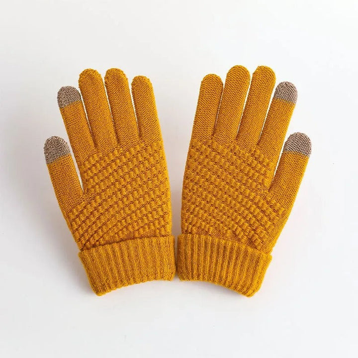 Stilfulla modeaccessoarer för kvinnor. Enfärgade vinterhandskar som matchar din outfit.