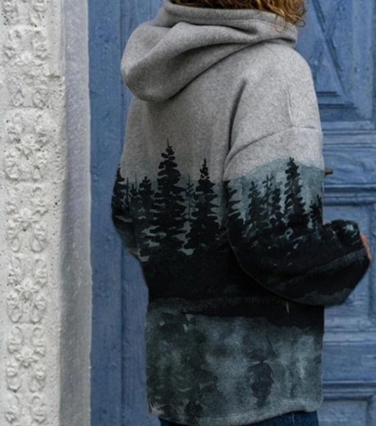 Bekväm vit damtröja, sweatshirt med unikt bergsmotiv och tie-dye. Perfekt för avslappnat mode.