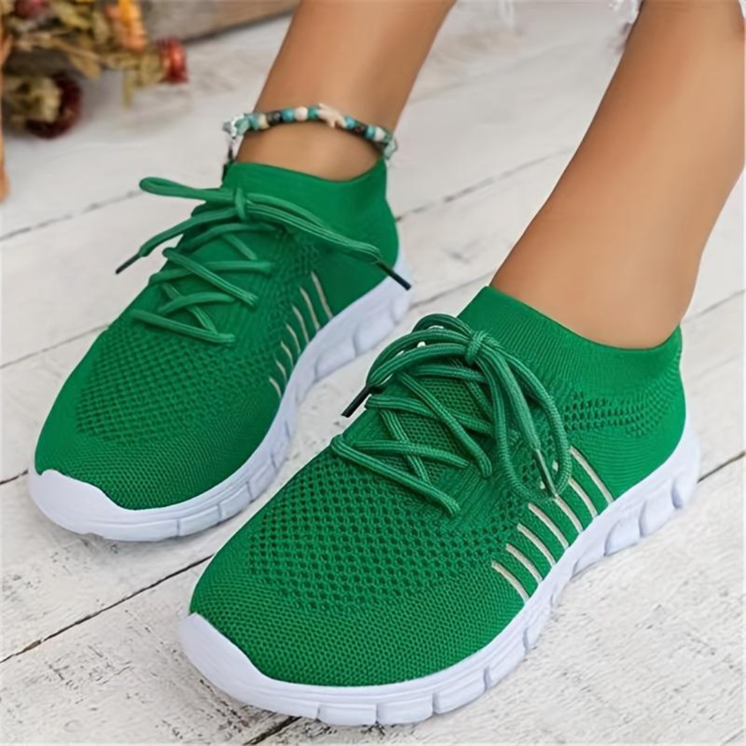 Mörkblå damsneakers med mjuk komfortsula, halkfria och lätta för hela dagen.