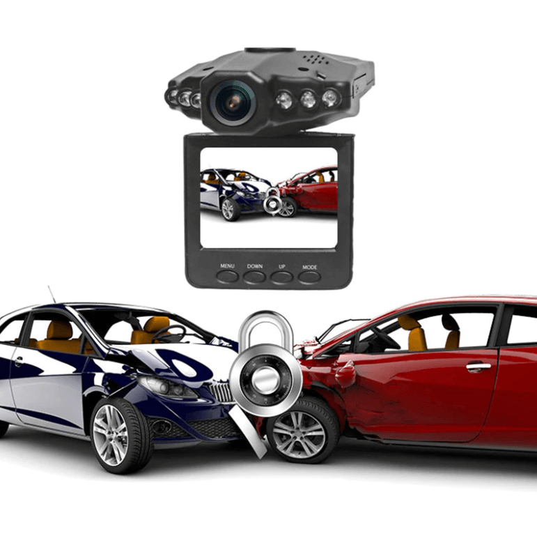 Vridbar vidvinkel dashcam för fordon, svart, monterad på vindruta, visar vida vägen framför.