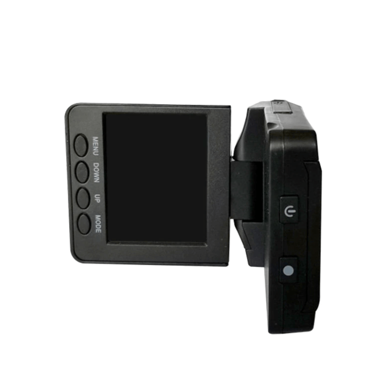 Konceptbild av dashcam som skyddar föraren vid olycka, symbol för trafiksäkerhet och bevis.